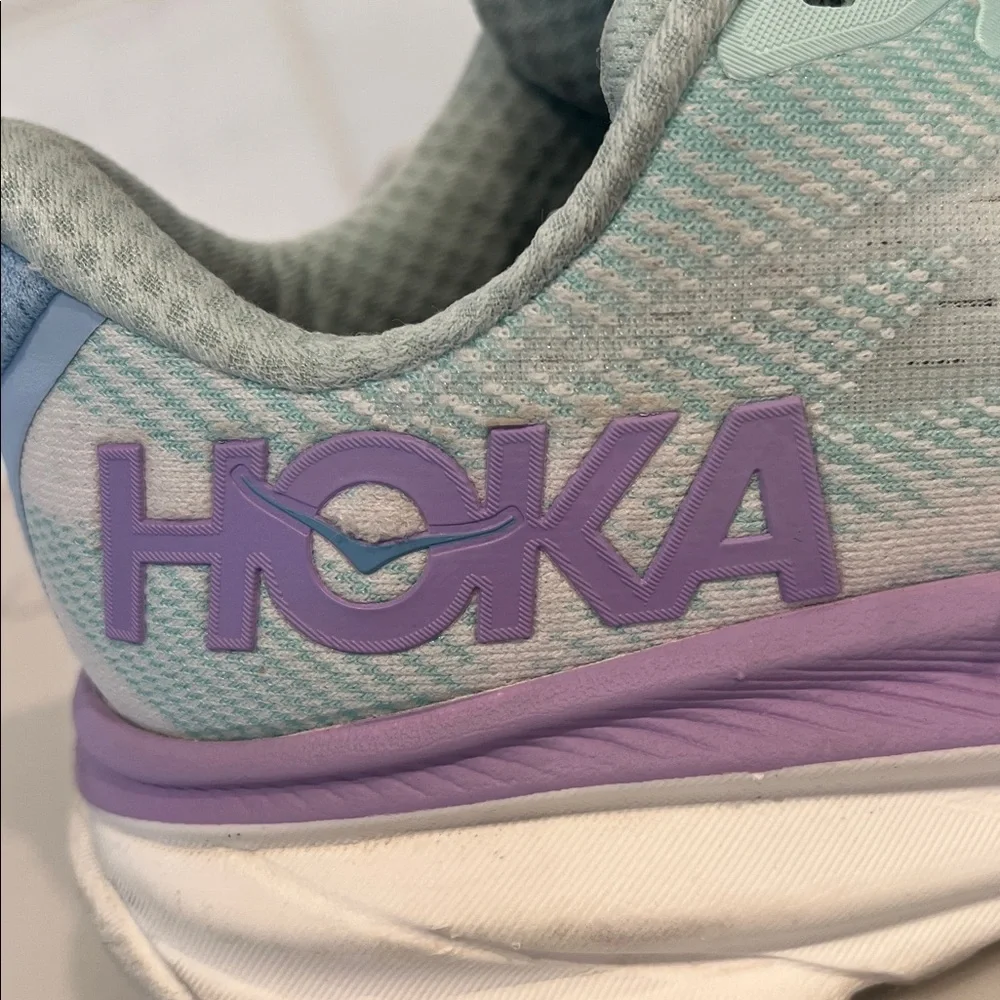 Hoka Women's Clifton 9 - Sunlit Ocean - Lilac Mist Sneakers - Picture 3 of 10